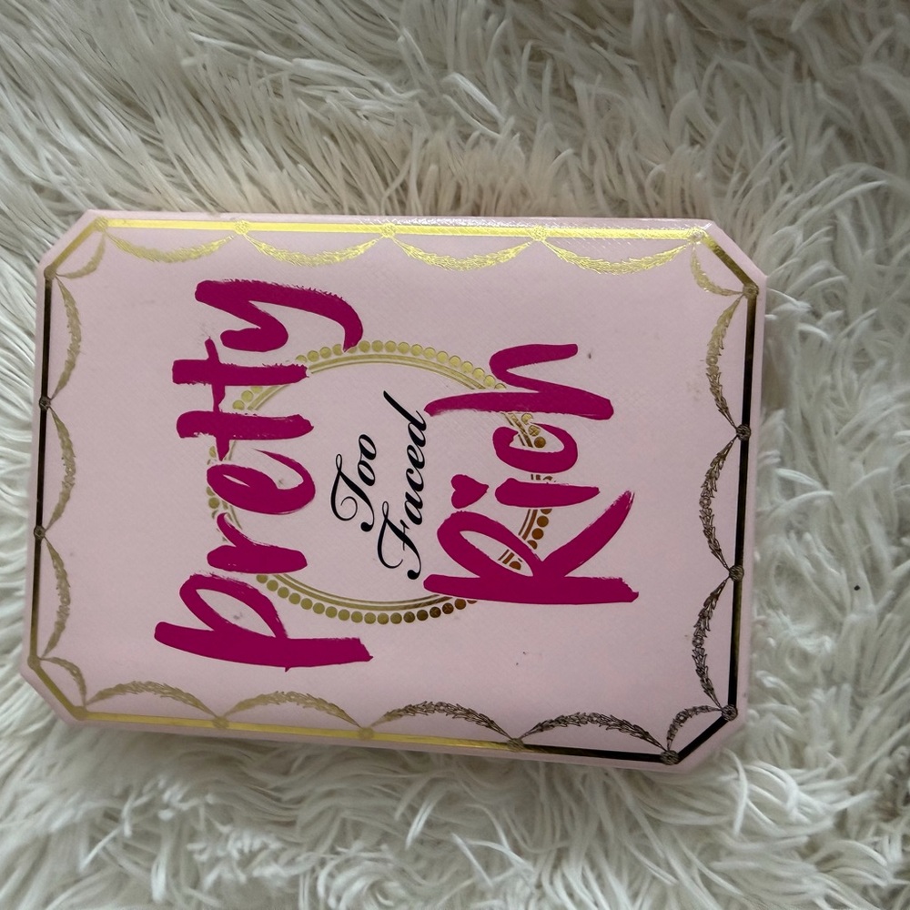 Too Faced Pretty Rich Eyeshadow Palette - Pink and Gold Accents